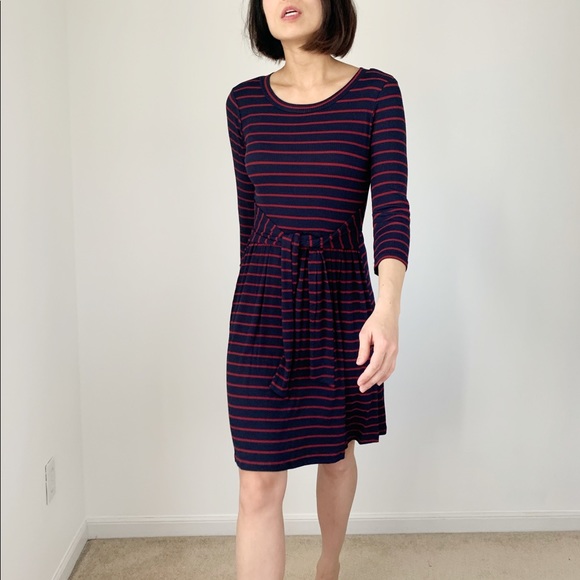 CREW NECK WAIST TIE STRIPED DRESS - Picture 4 of 11